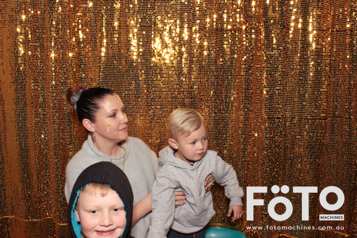 H & S Xmas in JulAugust | View more photos from the event at gallery.fotomachines.com.au/u/FOTOMachines/H-S-Xmas-in-JulAugust